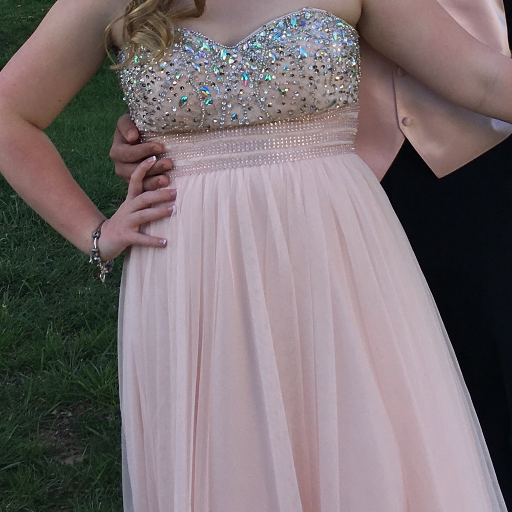 Light pink/blush prom dress!!
